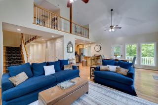 Waterfront Hartfield Vacation Rental with Dock! - - 6