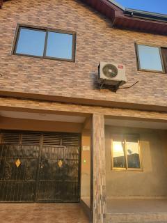 We care 4 you lodge - Kasoa - 3