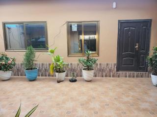 We care 4 you lodge - Kasoa - 2