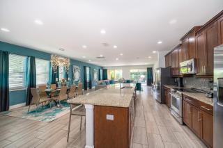 Epic Family Fun! Games & Theme Room, Pool - Encore Resort, Near Disney - Orlando - 2