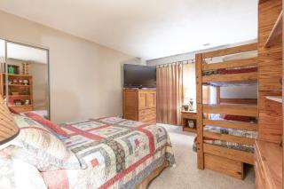 Seven Springs Meadowridge 3 Bedroom Standard Condo - Sleeps 10, Pet Friendly! condo - Champion - 2