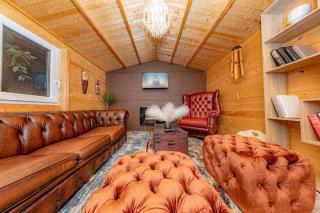 Unique home w/garden hot tub, sauna & cinema room - Londra - 3