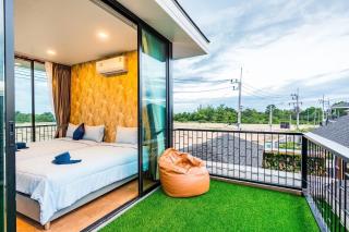 White Cloud & Brown Sand Luxury Pool Villa Cha-Am - 1