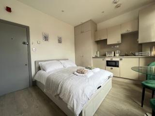 C41-Cozy studio flat in Finchley Central - 8