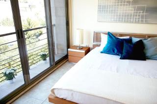 Sleek & Cozy Apartment with Pool & Patio In Abdoun - Amman - 0