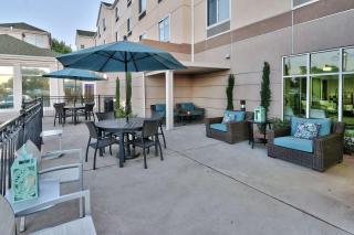 Hilton Garden Inn Albuquerque/Journal Center - Albuquerque - 7