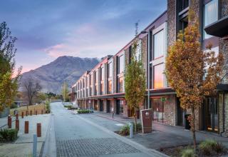 DoubleTree by Hilton Queenstown - Queenstown - 0