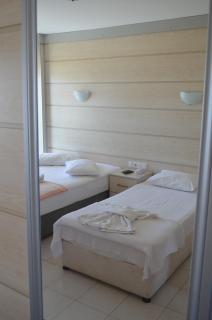 Yasmin Hotel - 4