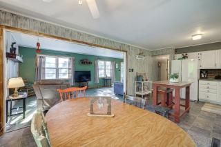 Peaceful Cassville Vacation Rental - Hike and Fish! - Cassville - 2