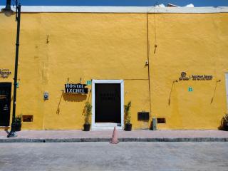 Hostal Ixchel - WiFi, Hot Water, AC, in Valladolid Downtown - Valladolid - 9