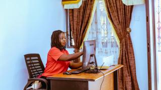 Select Delightful 1 Room 1 king-sized Bed - Abuja - 0