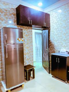 Select Delightful 1 Room 1 king-sized Bed - Abuja - 2
