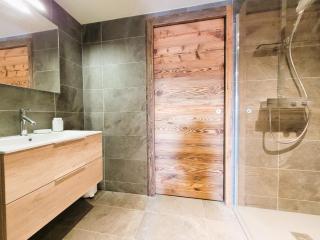 Appartement de Luxe Neuf avec Terrasse au Cœur des Gets, Proche des Pistes et Commerces - FR-1-598-153 - Les Gets - 8