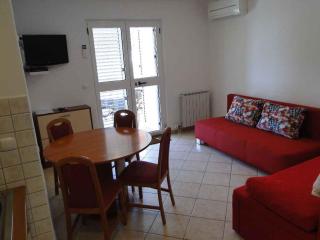Apartments Primosten Sibenik Riviera 7076 - Primošten - 2