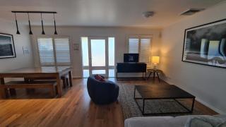 Stay At Raffertys Resort - Swansea - 9