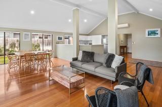 Sandy Feet - Quindalup - 6