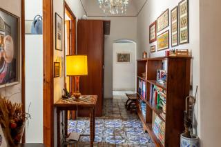 Marble House - Carrara - 3