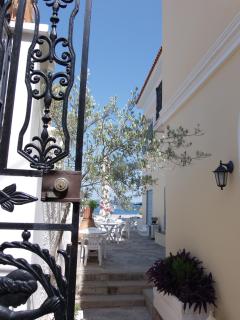 Dionysos Hotel - 9
