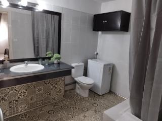 The Yellow Urban Escape - Puerto de la Cruz - 1