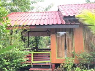 บ้านปุณยาพร โฮมสเตย์ - Amphawa - 5