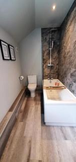 The George Country Inn, Wath - 2