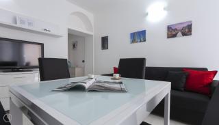 Italianway Easy - Rosolino Pilo 7 - Mailand - 2