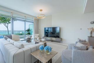 Citihome - 3BR Beach Vista with Exclusive Beach Access - Dubai - 2
