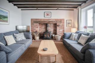 Windy Walls - 3 Bedroom Holiday Home - Rhossili - Rhossili - 2