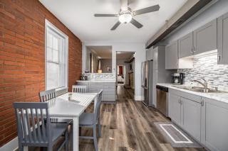 The Most Historic Home in Mount Vernon - 0