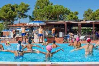 ISA-Appartament plus with mezzanine, 4 beds, air conditioning and private outdoor area in Village with 6 swimming-pools - Piombino - 1