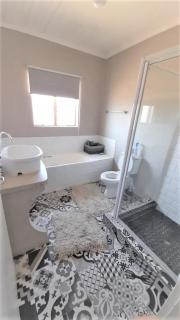 Out Of Nature Country Lodge - Windhoek - 5