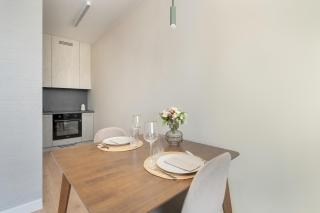 Wojciechowskiego Apartment with Parking by Noclegi Renters - Poznań - 2