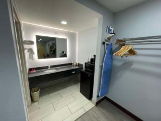SureStay Hotel by Best Western Childress - Childress - 4