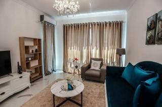 Luxurious Apartment at Square 21 - Tirana - 9