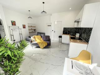Marseille, Vieux-Port , Noailles, Grand Studio - Marsiglia - 6