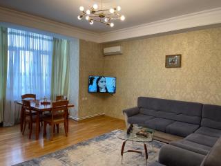 Sea View Maiden apartment by Bakuapart - Baku - 5