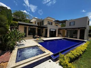Monte Escondido-Condominio Campestres Altos de Komulá - Anapoima - Anapoima - 0