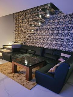 JOUBLIE TOUT! CALME BORD MER SHOPPING, SPA MÉNAGE LINGE WIFI 2 PARKING INCLUS 8 personnes - Vias - 3