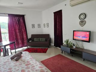 Urban 360 Queen Studio, Ritzqe Homestay - 7