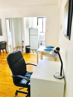 Stylish Montreal Apartment: Comfortable Stay in the Golden Square Mile - Montreal - 5