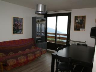 3 pièces au pied des pistes avec balcon - 2 chambres, parking, appareil à raclette - FR-1-557-5 - Les Adrets - 0
