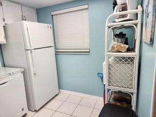 111 - Poolside 1 bedroom closest to the water - New Smyrna Beach - 8