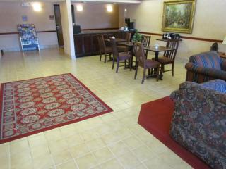 Western Inn & Suites Hampton - Hampton - 5