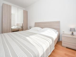 Holiday Home 4all by Interhome - Maslenica - 1