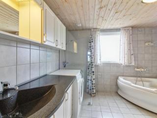 Holiday Home Dorit - 100m from the sea by Interhome - 1