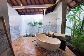 Tropical garden villa near Seminyak Beach, with private pool - Seminyak - 4