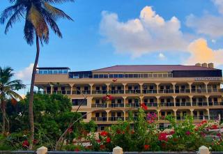 Myah's Hotel - 6