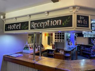 Feildens Arms & Hotel - Balderstone - 1