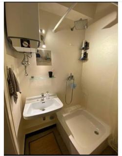 Middle of the city center, with balcony - 5