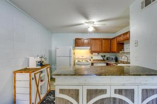Okaloosa Island Condo Near Boardwalk and Beach! - Fort Walton Beach - 4